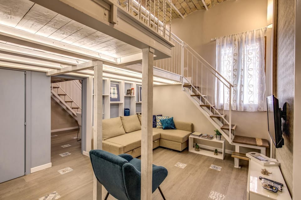 TV and multimedia, Living room, Seating area