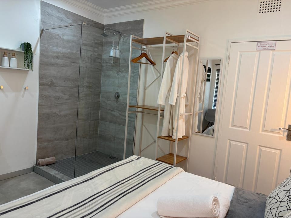 Luxury Upmarket Guesthouse 20 on 4th Vacation rental in Gauteng