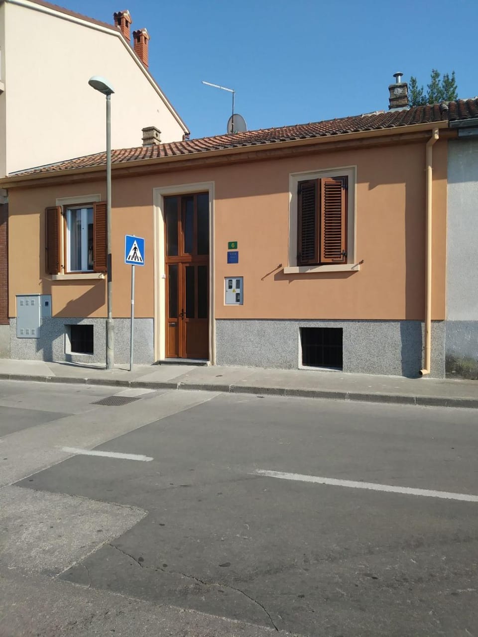 Property building, Facade/entrance, Street view