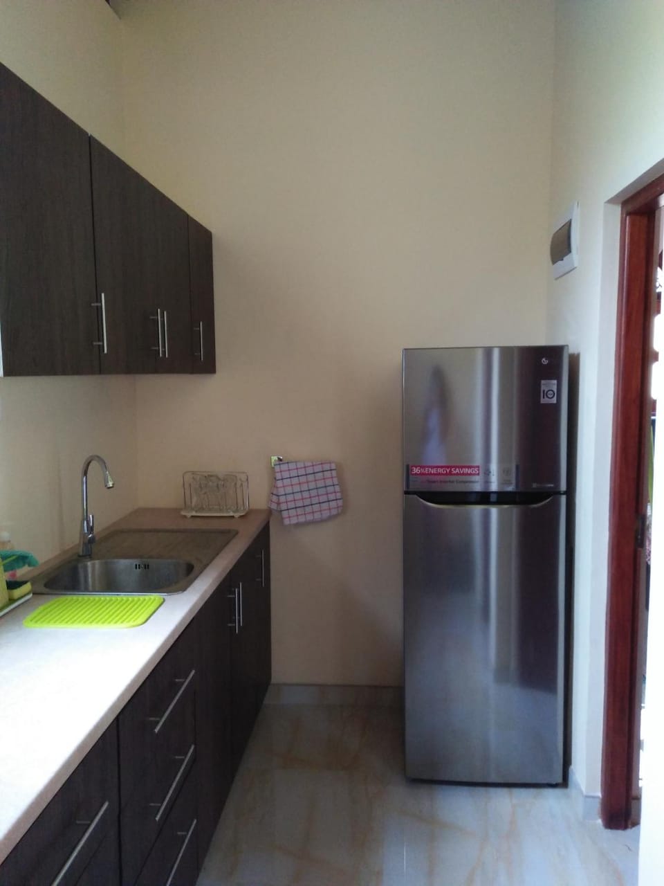 Coffee/tea facilities, Kitchen or kitchenette, Decorative detail, Communal kitchen, Area and facilities, Meals, Drinks
