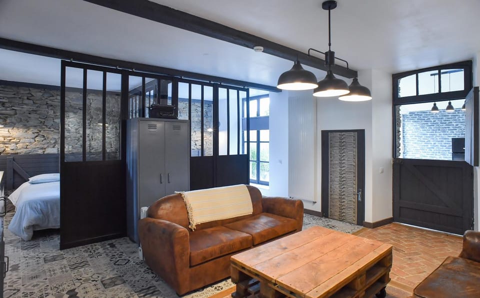 Patio, TV and multimedia, Living room, Photo of the whole room, Seating area, Family