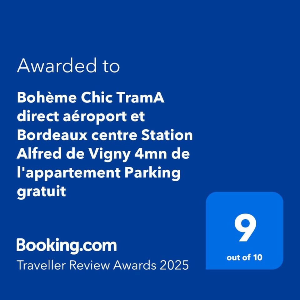 Chambre "Bohème Chic" TramF direct aéroport gare StJean-Arret Station Alfred de Vigny 5mn de l appartement Parking gratuit Bed and Breakfast in Mérignac