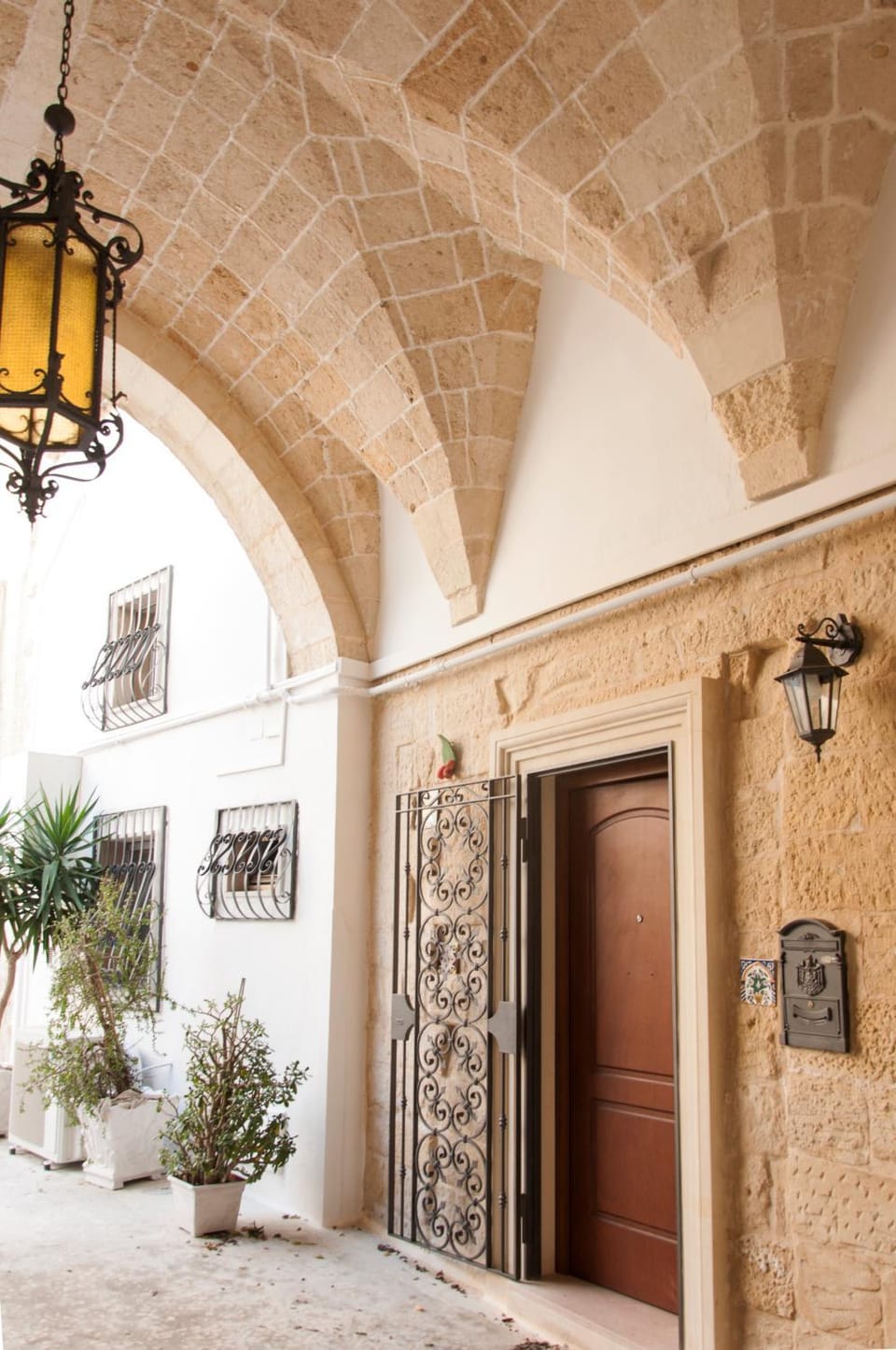 Facade/entrance