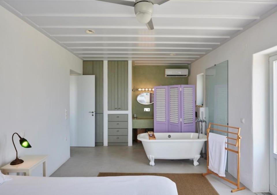 Bathroom, Bedroom, Bath, air conditioner