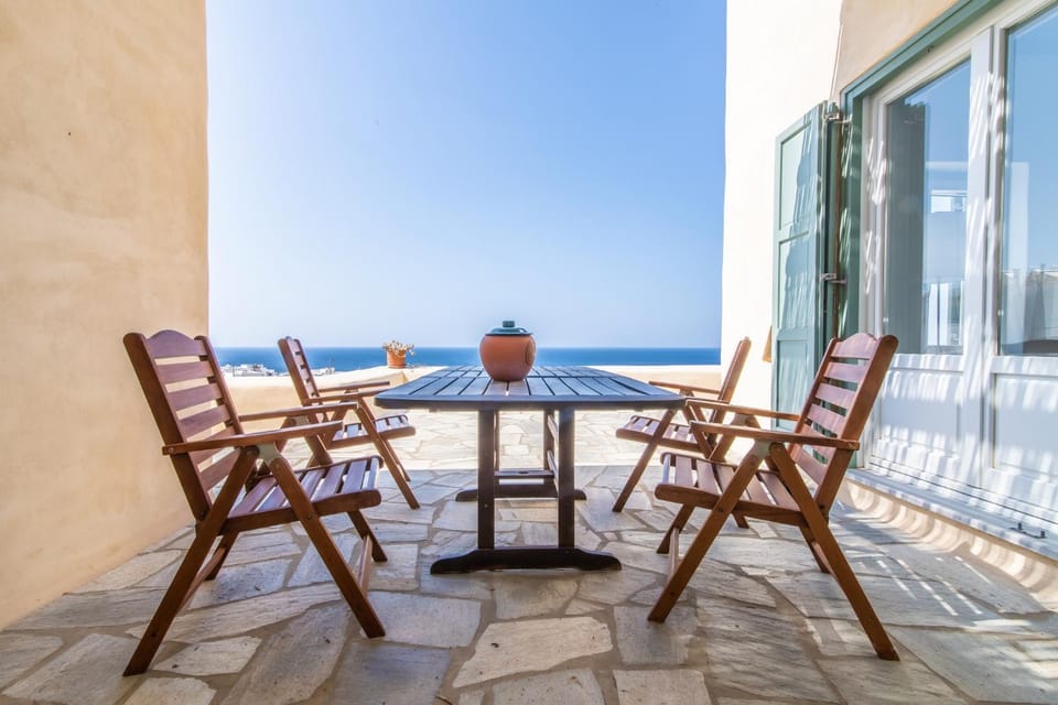 Patio, Day, View (from property/room), Balcony/Terrace, Dining area, Sea view