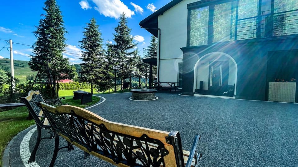 Property building, Garden