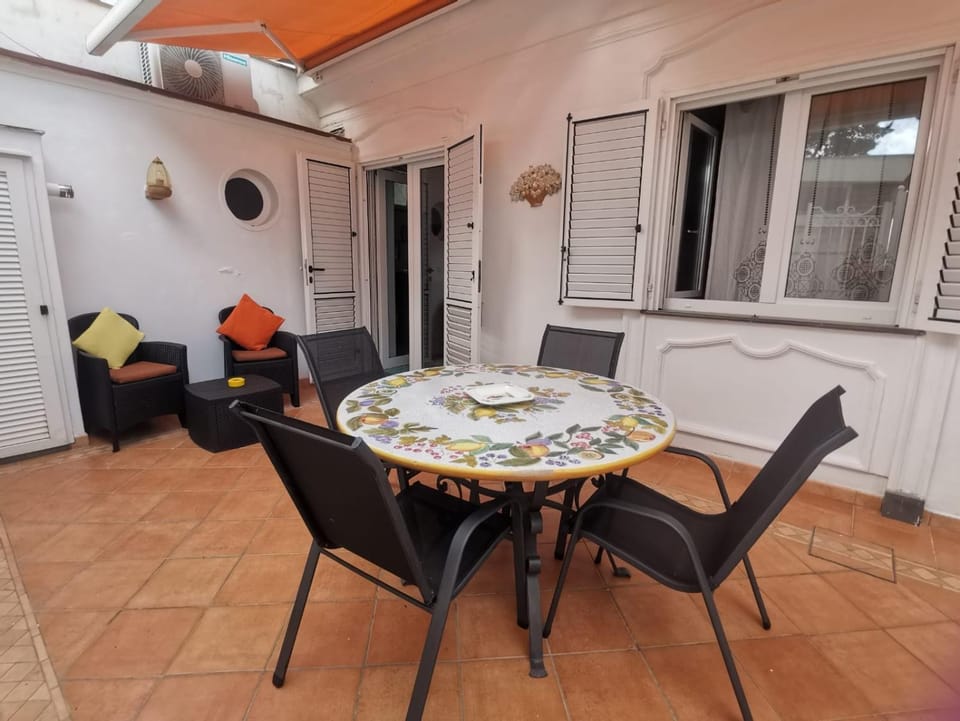 Patio, Balcony/Terrace