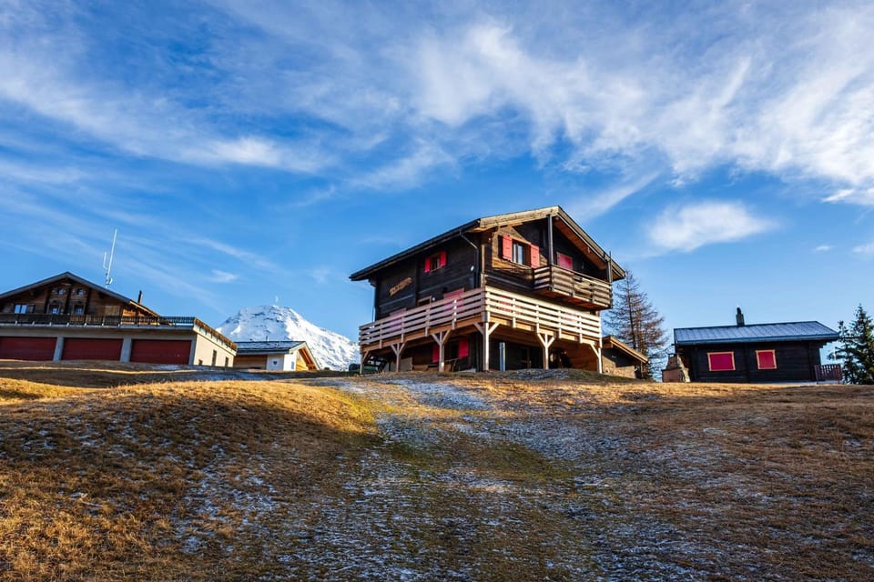 Property building, Natural landscape