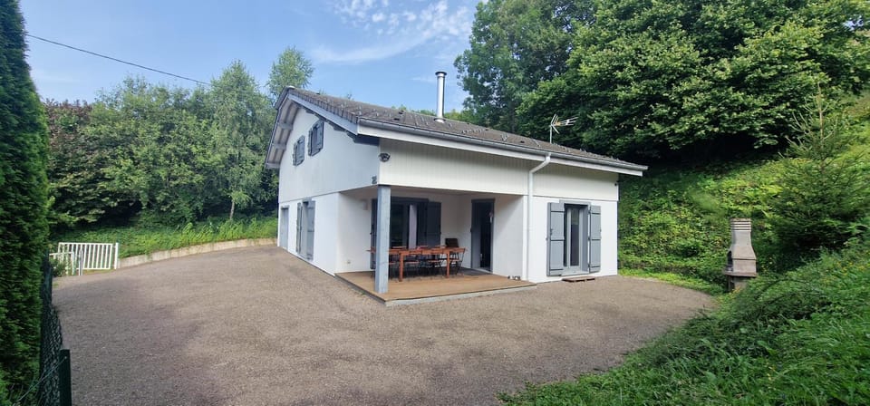 Patio, BBQ facilities