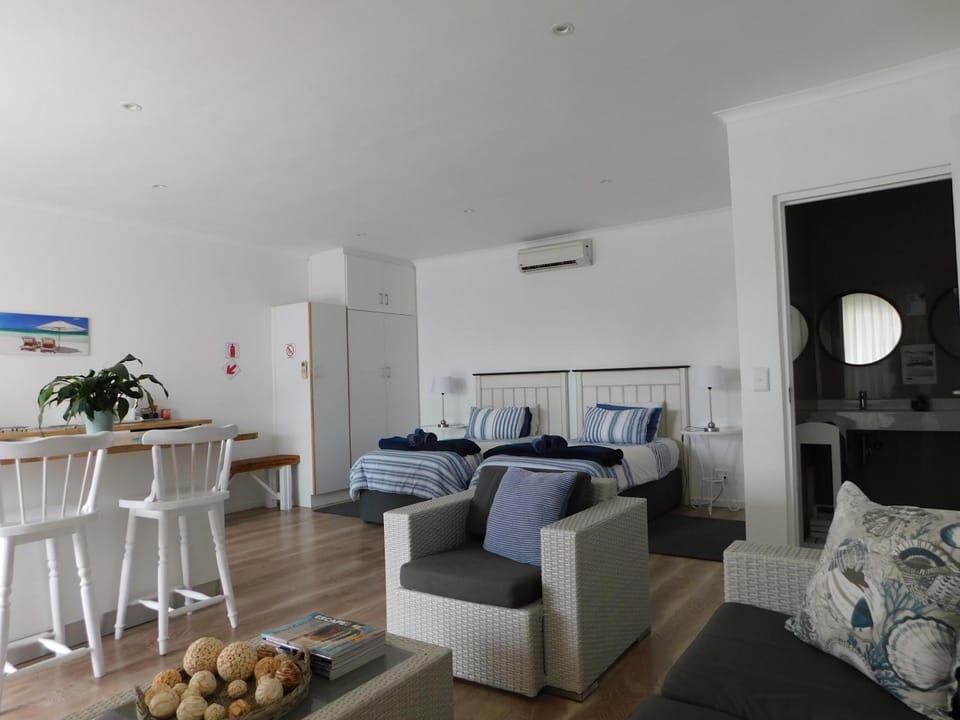 Rivertides Self Catering Guest House Bed and Breakfast in Western Cape