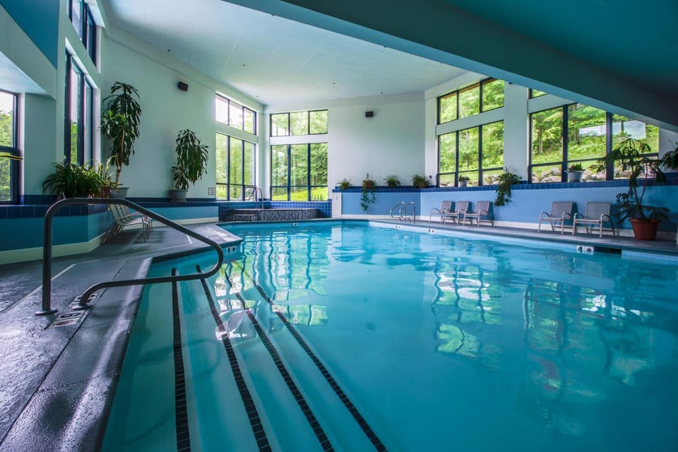 Sunrise - Eastglade-C4 Apartment in Mendon