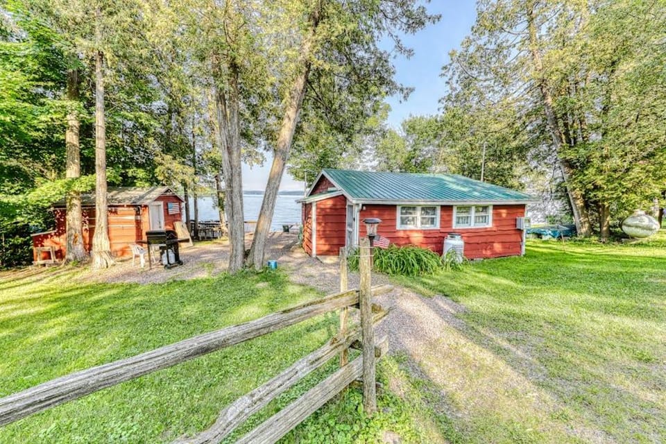 Pearl Bay Holiday House in Grand Isle
