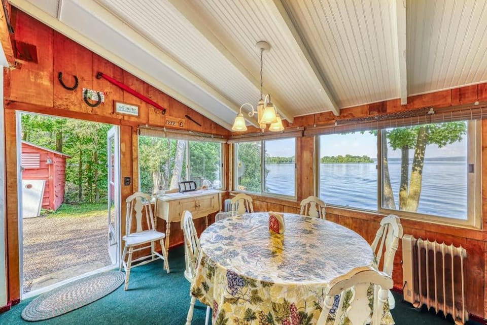 Pearl Bay Holiday House in Grand Isle