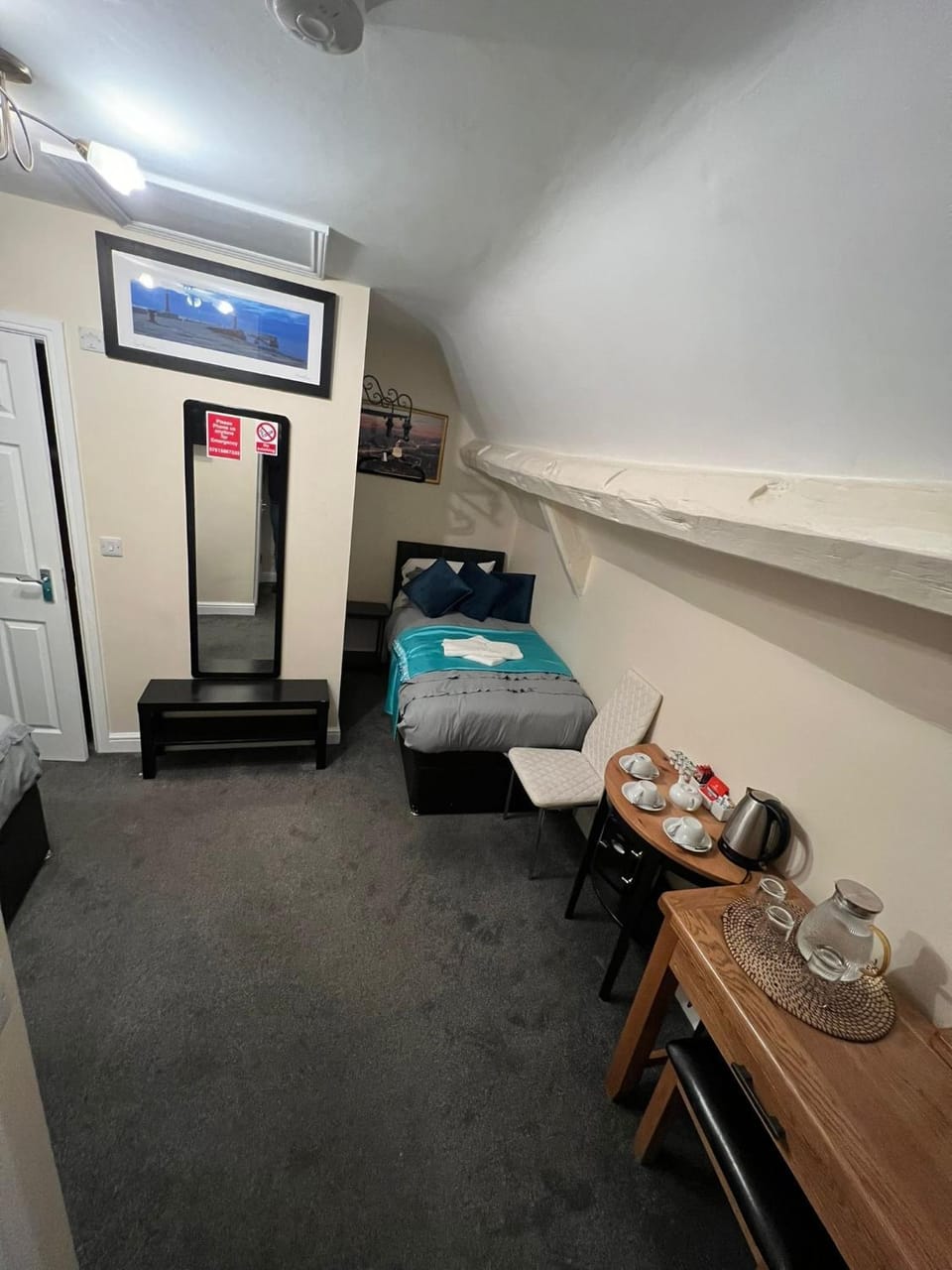 Coffee/tea facilities, Bedroom