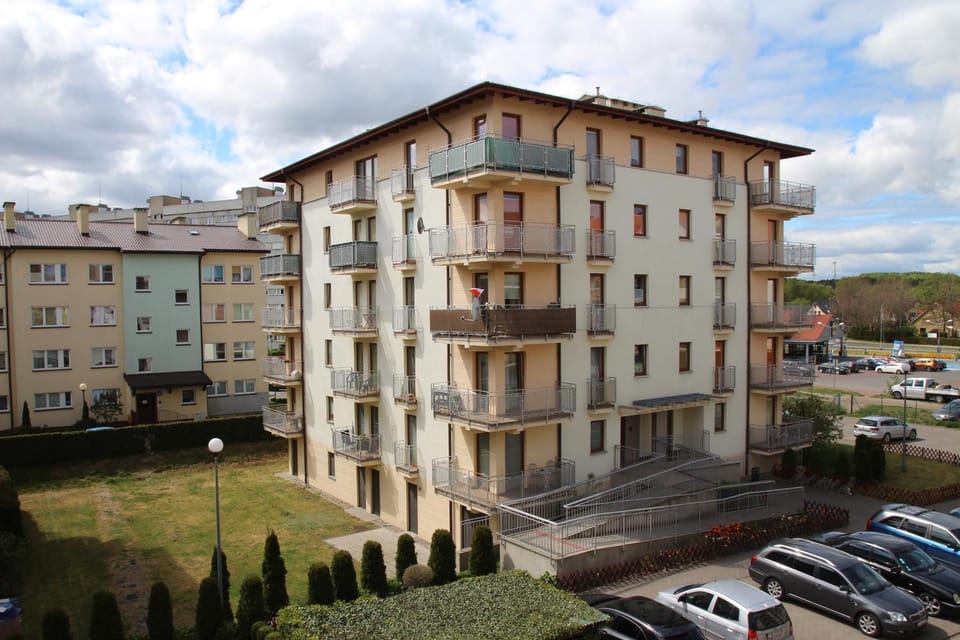 Property building, Street view