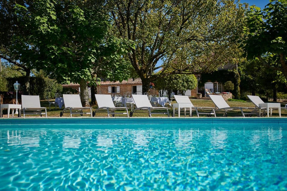 Property building, Pool view, Swimming pool, Swimming pool