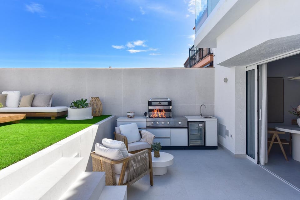 Day, Balcony/Terrace, Living room