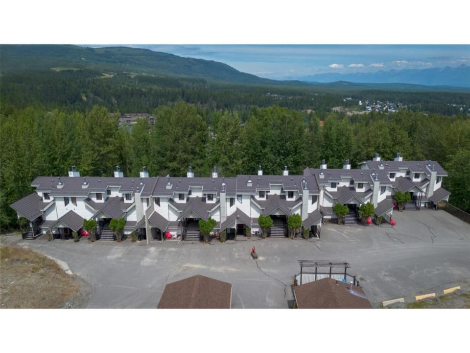 Property building, Mountain view