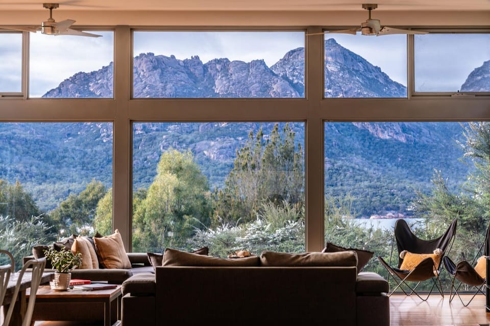 Living room, Seating area, Mountain view