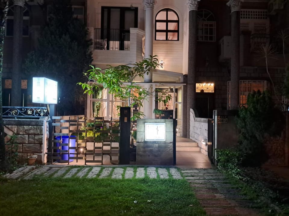 Man Man Bnb Bed and Breakfast in Taiwan, Province of China