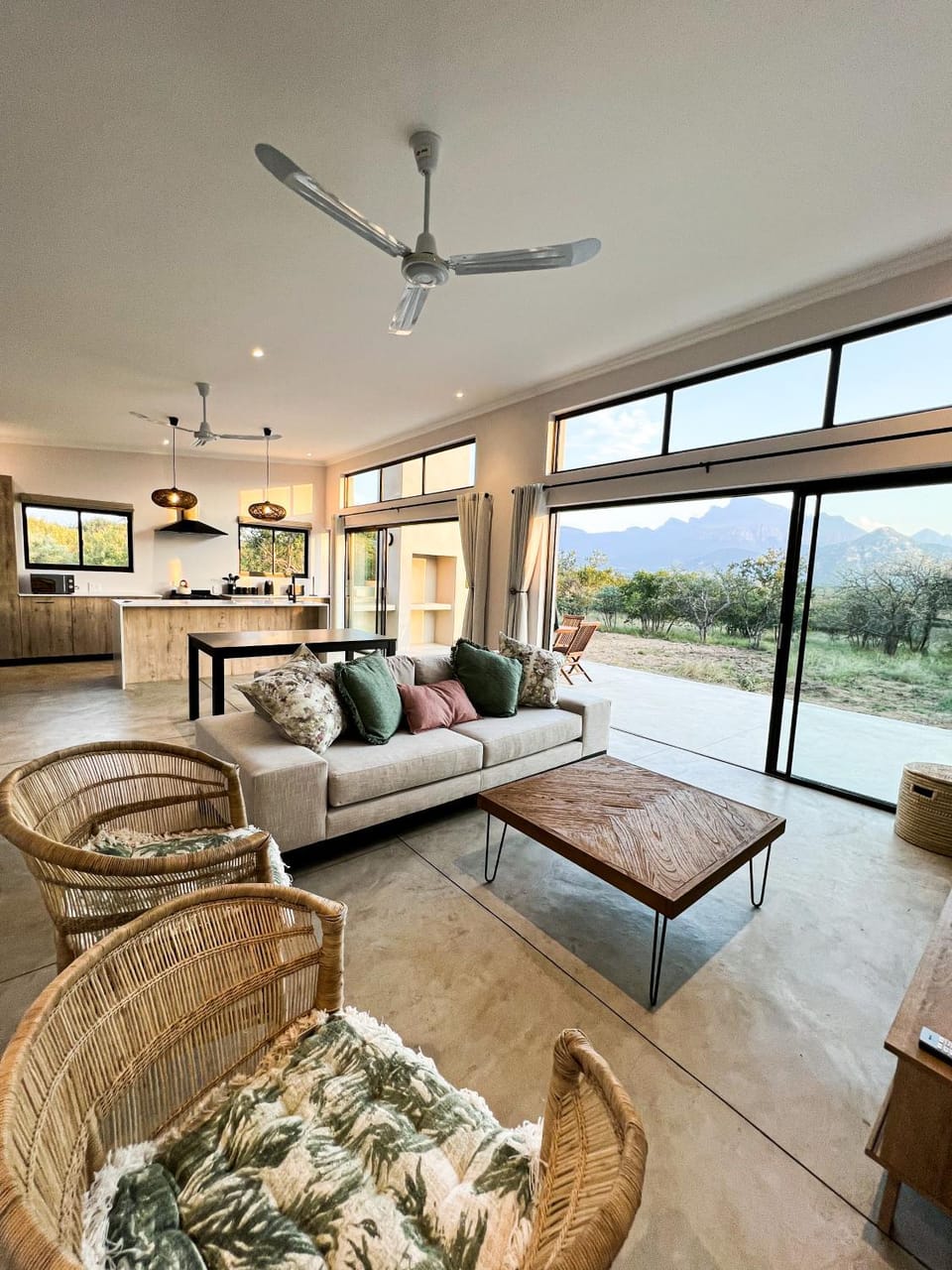Patio, Living room, Seating area, Dining area