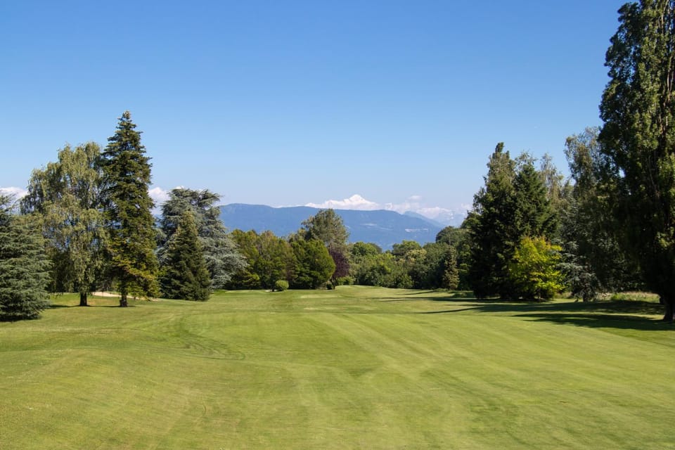 Natural landscape, Golfcourse, Mountain view