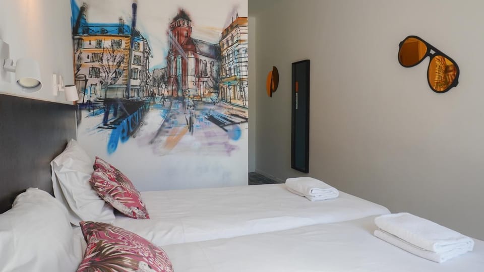 Bed, Decorative detail, Bedroom