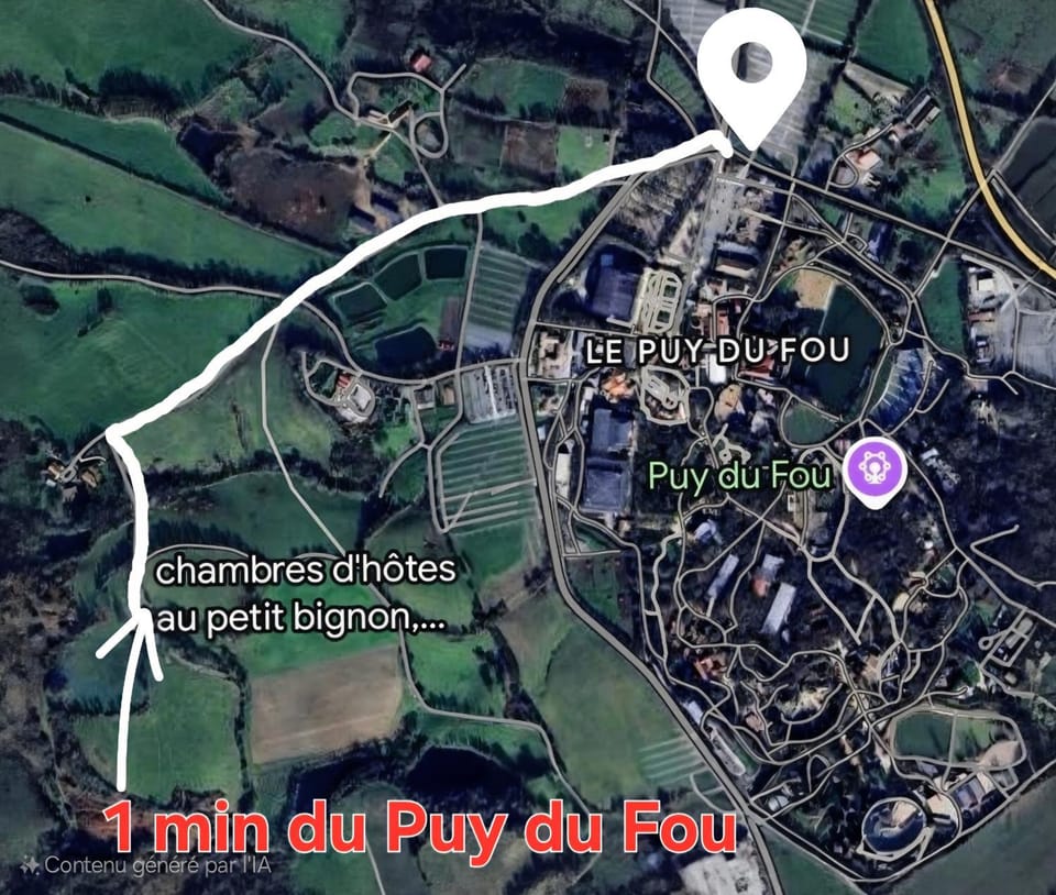 Bird's eye view, Text overlay