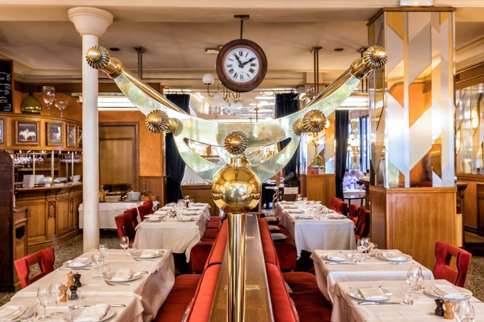 Restaurant/places to eat, Decorative detail