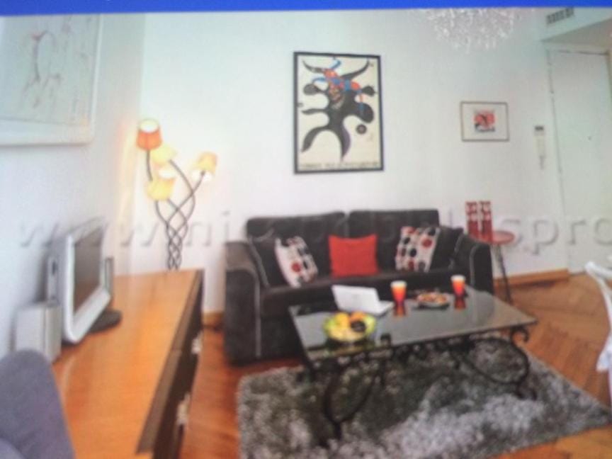 TV and multimedia, Coffee/tea facilities, Kitchen or kitchenette, Living room, Seating area, Dining area