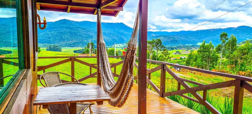 Balcony/Terrace, Mountain view