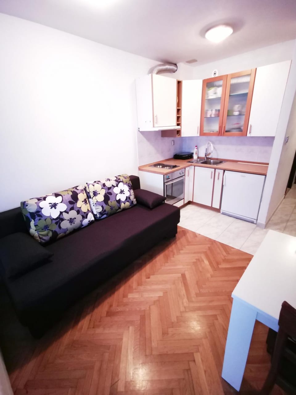 TV and multimedia, Kitchen or kitchenette, Living room, Seating area, Dining area, Bedroom
