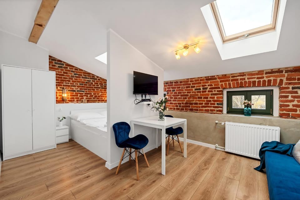 Living room, Seating area, Bedroom