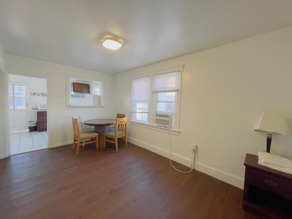Shore Beach Houses - 38 B Lincoln Ave Apartment in Seaside Heights