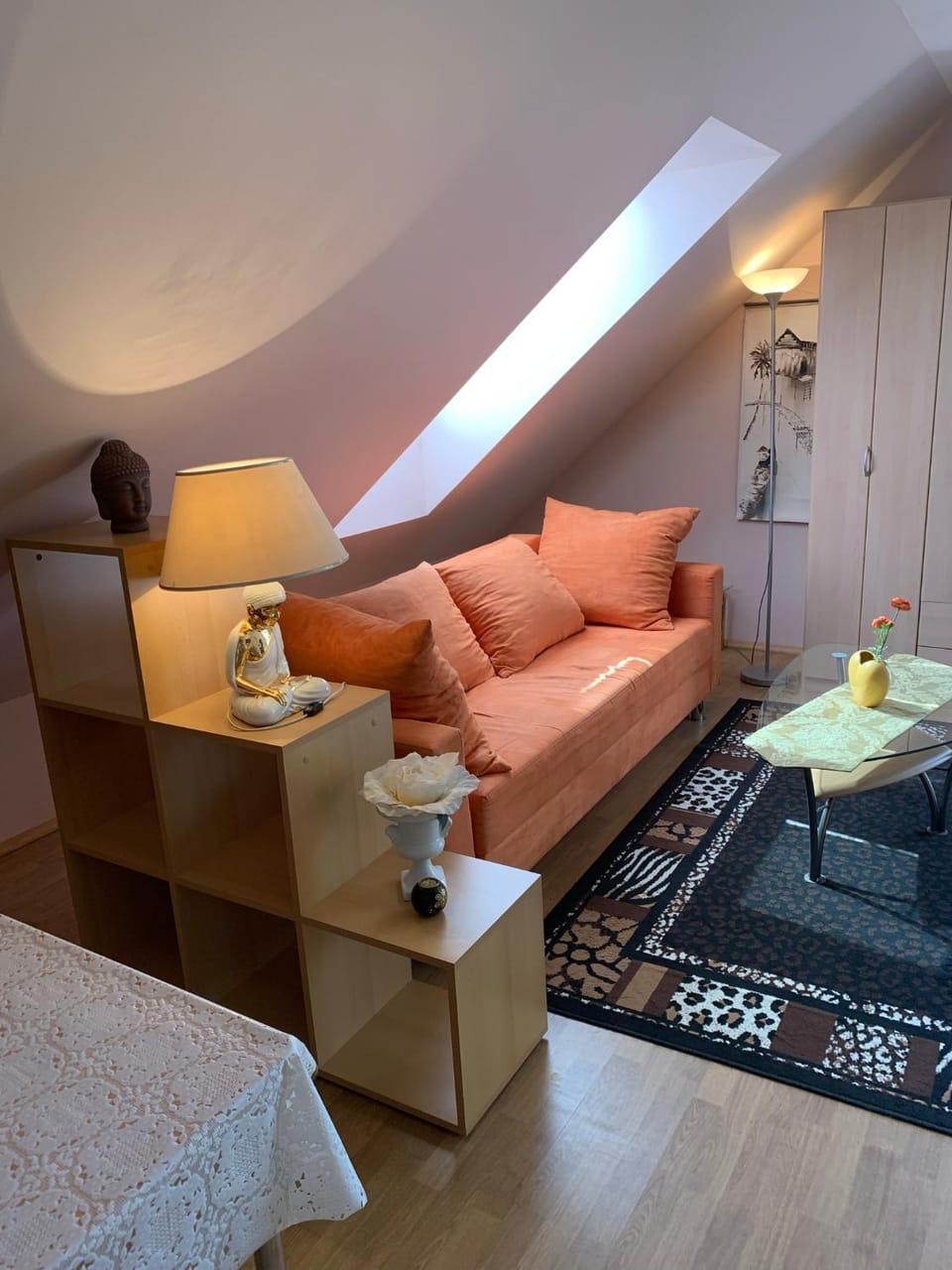 Living room, Photo of the whole room