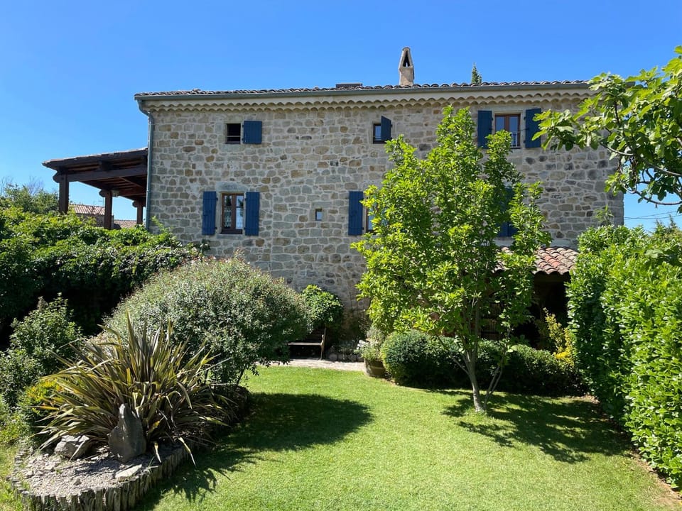 La Mazerie Apartment in Provence-Alpes-Côte d'Azur