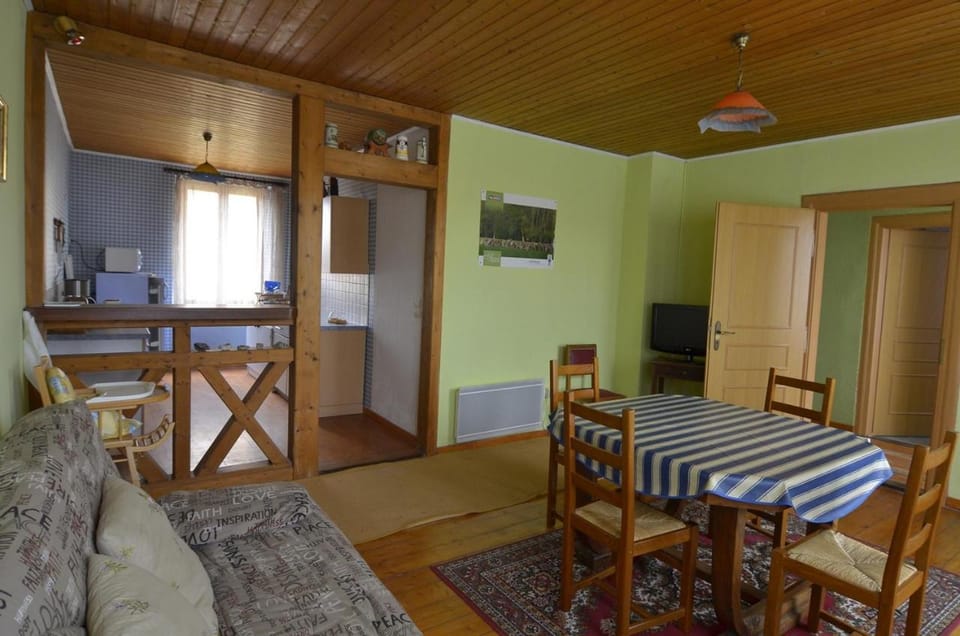 Communal lounge/ TV room, Lounge or bar, Communal kitchen