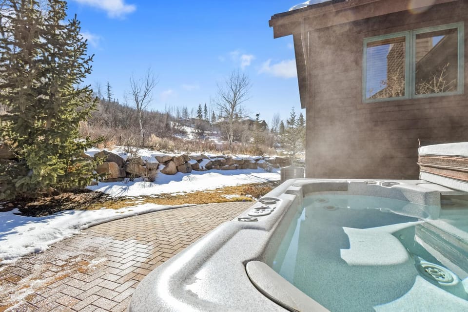 Day, Natural landscape, Winter, Hot Tub, Mountain view