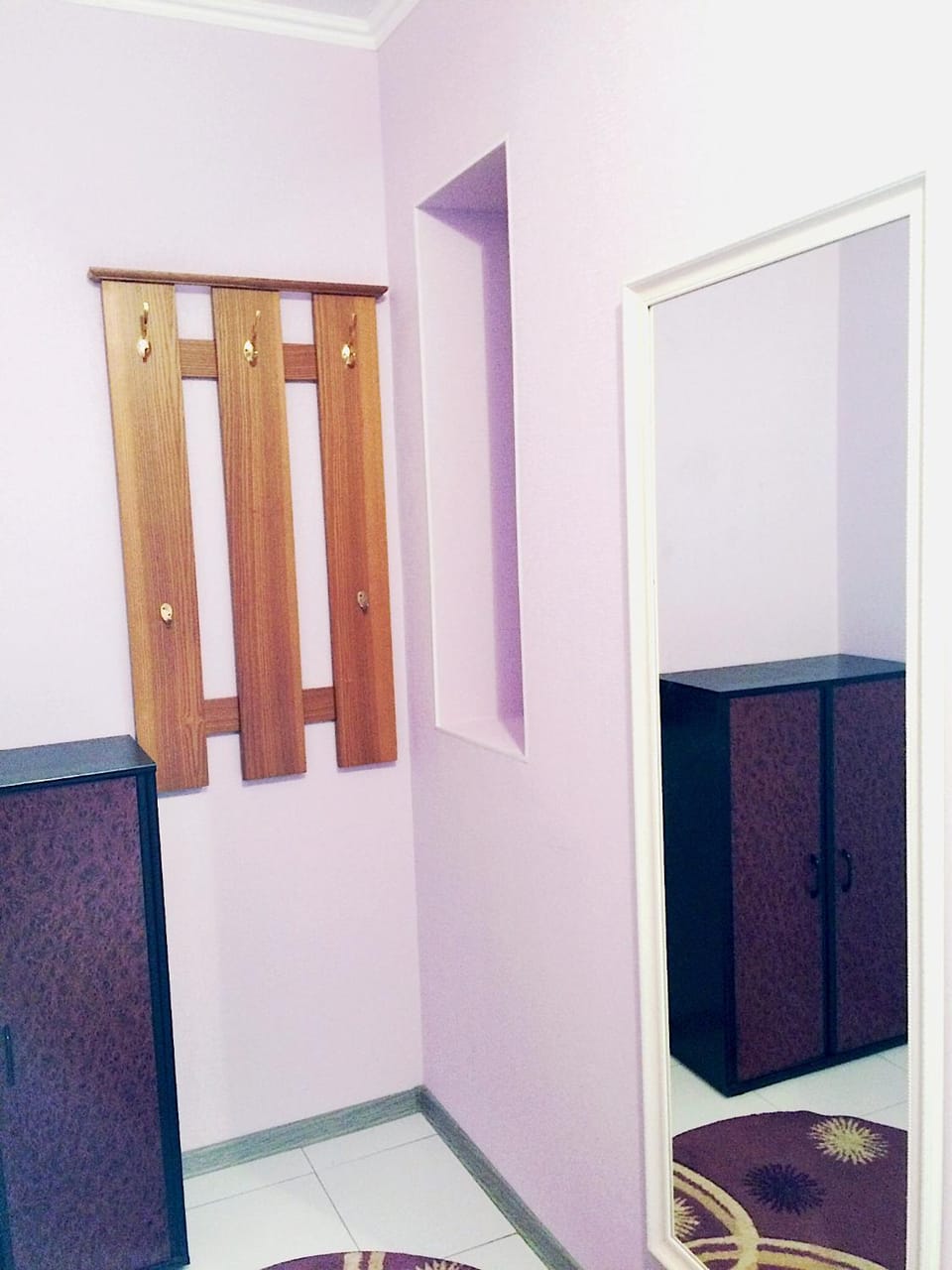 Photo of the whole room, Decorative detail