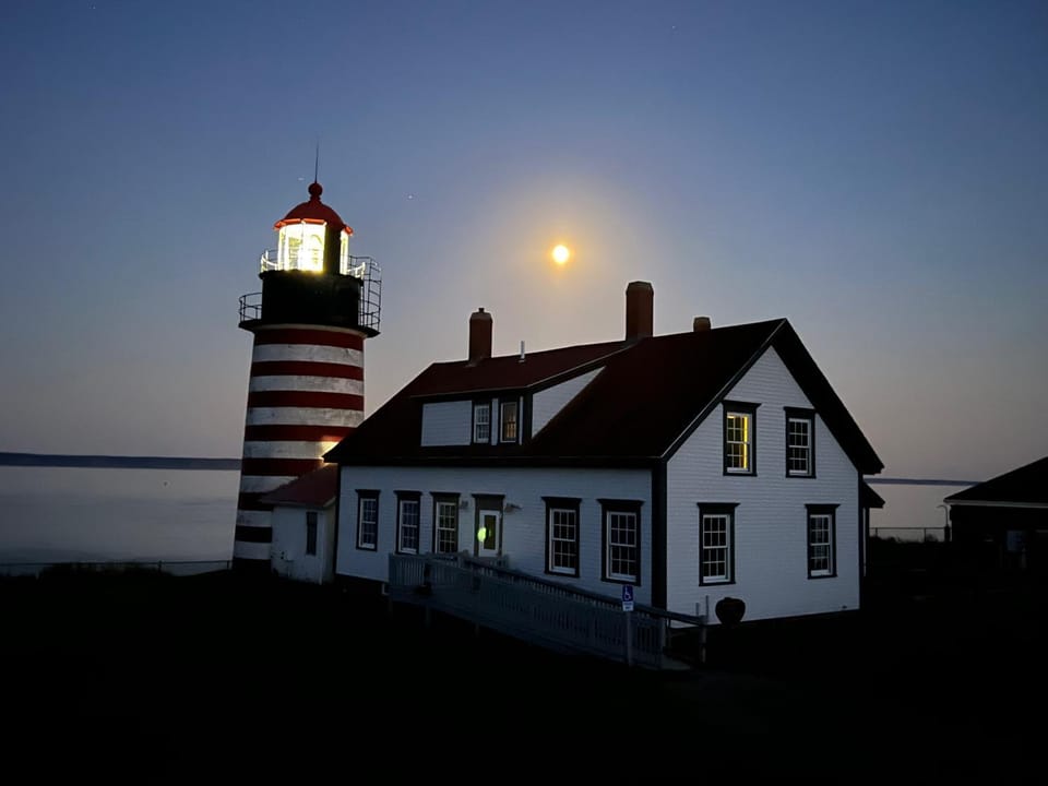 Nearby landmark, Natural landscape