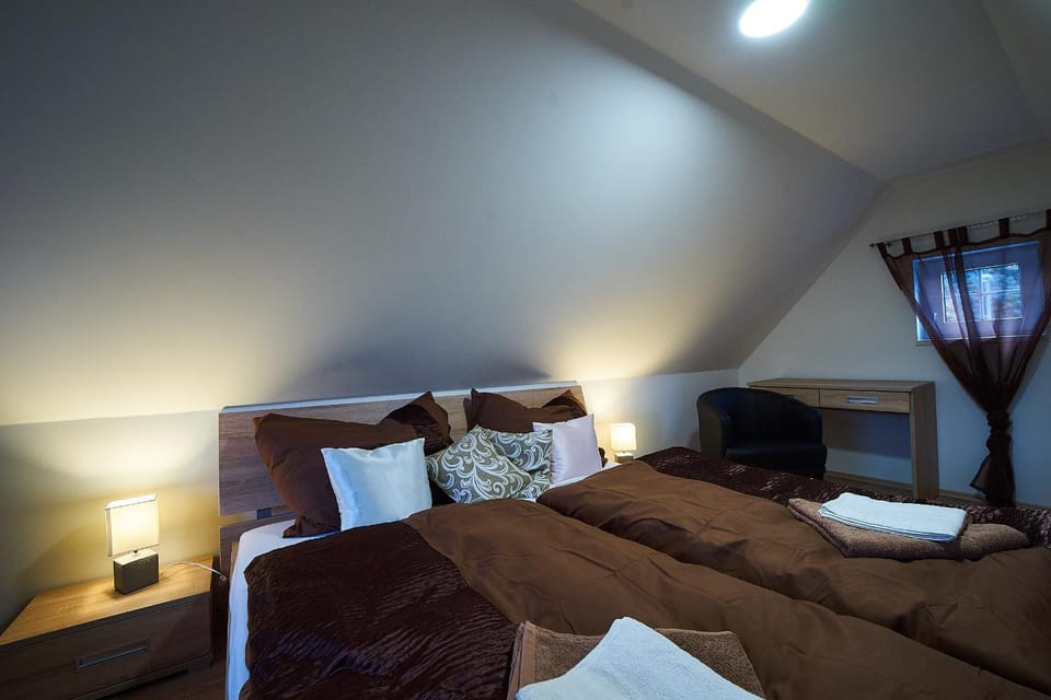 Night, Bedroom