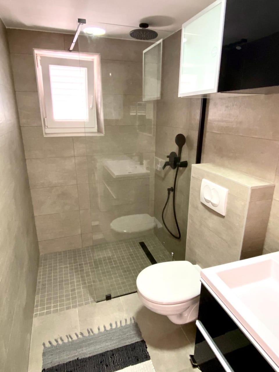 Shower, Toilet, Bathroom