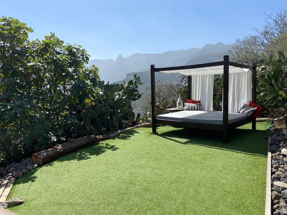 Off site, Garden, Solarium