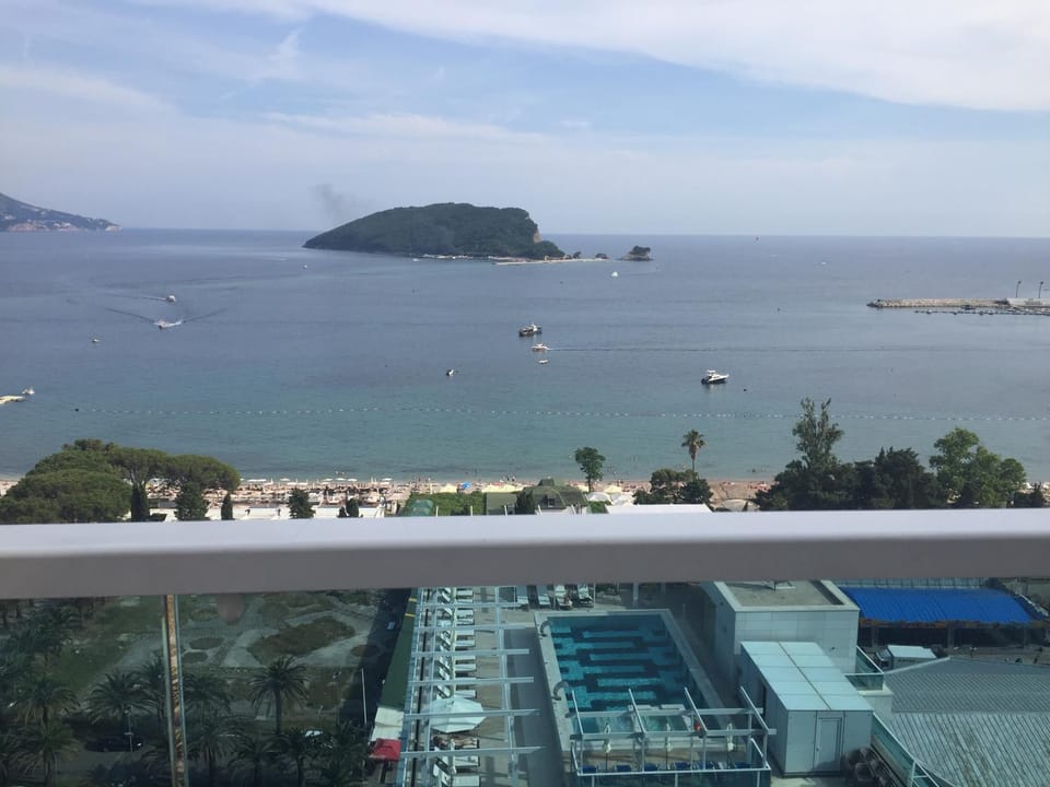 Landmark view, Swimming pool