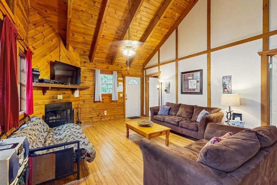 The Hideaway House in White County