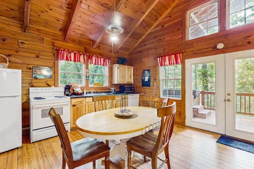 The Hideaway House in White County