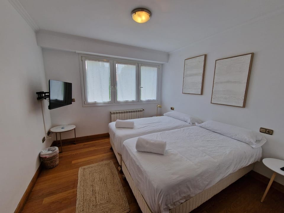 Pensión Aussie II - Self Check-in Bed and Breakfast in San Sebastian