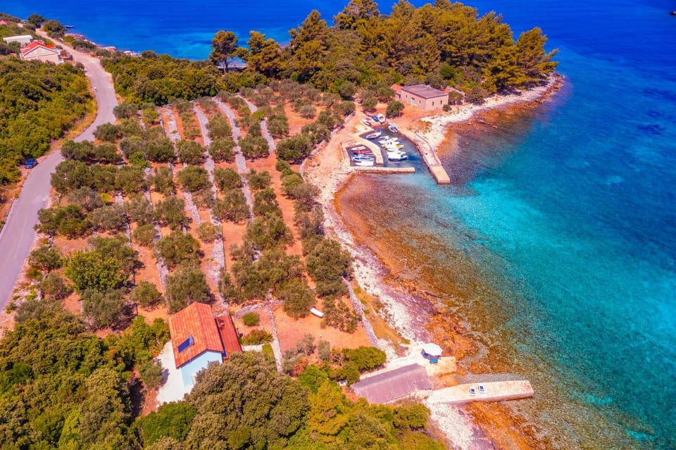 Nearby landmark, Day, Bird's eye view, Beach