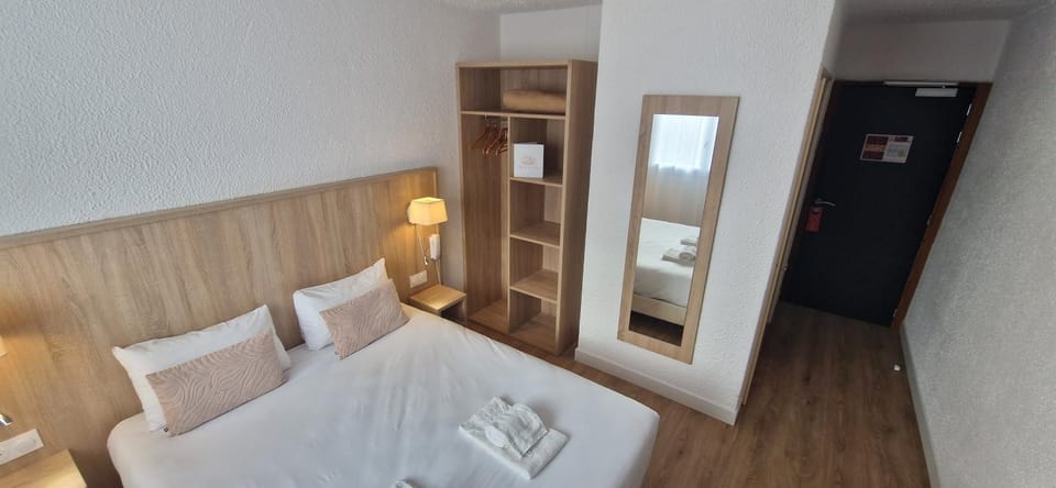 Cit'Hôtel Le Quai 9 Hotel in Pays de la Loire