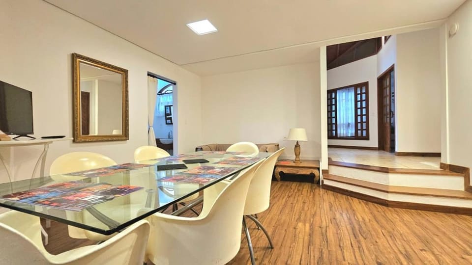 Communal lounge/ TV room, Living room, Dining area